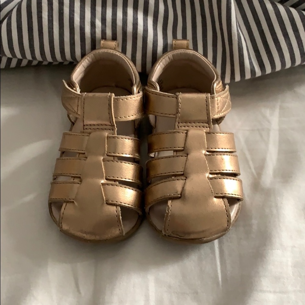 H&M toddler sandals rose gold color